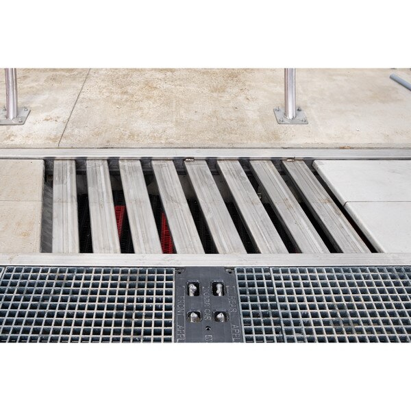stainless steel conveyor frame top